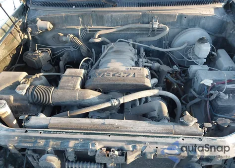 2004 Toyota Tundra Sr5 V8 из США, поврежденный, VIN 5TBDT44144S449955